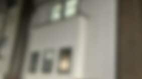 〈女子中学生2人に4000円渡して不同意性交〉休日は家族で“ミニバン”で外出…逮捕された首相官邸の事務官（40）のオモテの顔はアットホームなパパ