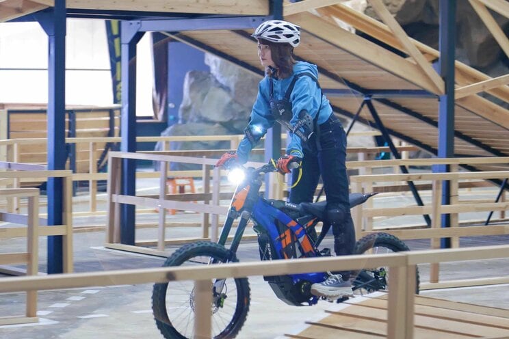 「男の影響？」「本当に大型乗れるの？」元アイドル女性ライダーが受け続ける偏見…それでもバイクを降りないワケ_33