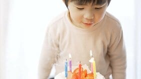 70代高齢者より10代のほうが食べ物を噛み切れていないという衝撃の事実。ろうそくの火を吹き消せない子どもも…口の老化は高齢者の問題だけじゃない