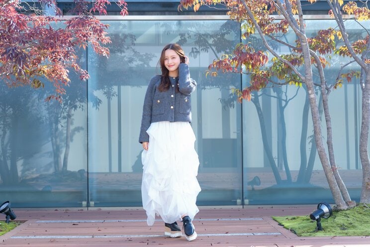 “石原さとみ似”で話題のインフルエンサー、SNS誹謗中傷に持論「相手にした時点で負け」実はSNSが苦手な30万人超フォロワーの新山桃子の素顔_11