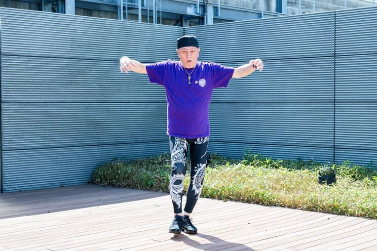 「1日1万歩も必要ない」デューク更家72歳が語る“歩数至上主義”への違和感…「万歩計のCMはもらえませんでした（笑）」_64