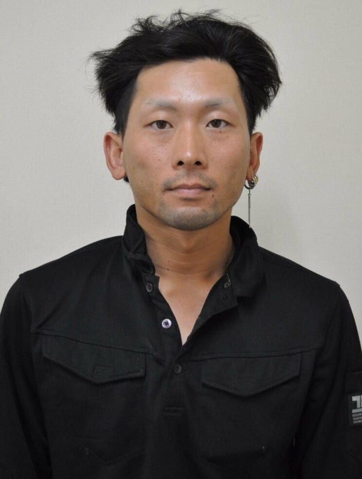 公開された三原容疑者の写真（群馬県警アプリより）
