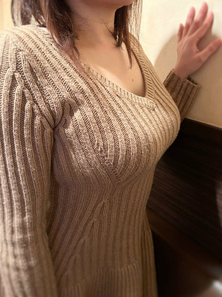 【パパ活ならぬジジ活か】90代男性の背中を流し、ハグをして1日20万円。高齢パパ活シングルマザー（55）の告白「彼らにとってパパ活も終活のひとつなんです」高齢男性が人生の最後に女性を求める理由とは？_b