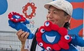 〈15歳少女にわいせつ容疑〉「学生には志を高く持てと言っていたのに…」科学技術界のスター・ZEN大学教授（54）が買春で逮捕…少女は「お金目的だった」メディアアート界に衝撃