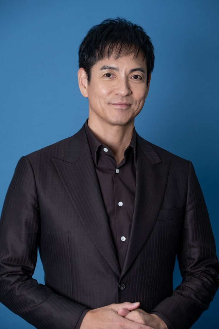 沢村一樹（さわむら・いっき）
1967年7月10日生まれ、鹿児島県出身。59歳。身長184cm。モデルとして活動した後、1996年に俳優デビュー。『浅見光彦シリーズ』『DOCTORS〜最強の名医〜』『絶対零度』『グランメゾン東京』など、数多くの人気ドラマに出演。シリアスからコメディーまで幅広い役柄を演じ、バラエティー番組でも活躍。2026年にデビュー30周年を迎え、10月16日スタートの新ドラマ『ボーダーズ 警視庁特殊事件対策班』（テレビ東京系）で主演を務める。