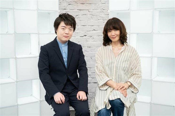 ラテン語さん（左）とヤマザキマリさん（右）