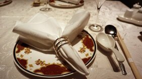 美食家の間でミュシュランガイドより評価されているものとは? インバウンド需要が復活しつつある中、日本の観光ビジネスを輝かせる「フーディー」の存在