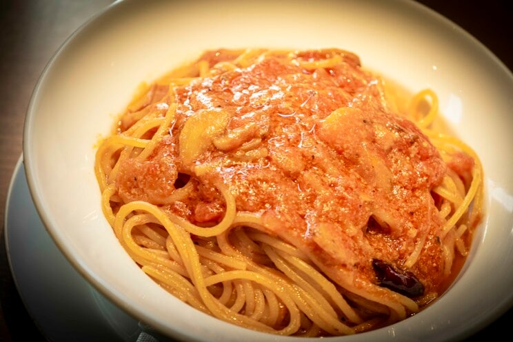 『カプリチョーザ』の看板パスタ『トマトとニンニク』