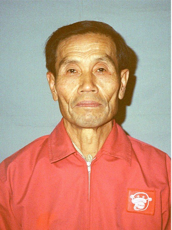 奥崎謙三（写真／共同通信社）