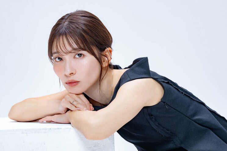 山本里菜、初の水着撮影は「大丈夫かな」と不安も…「自分が楽しむ」ことで見つけた、アナウンサーとは異なる表現_29