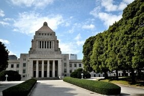 <動きだした新税>だから政府はこれからも増税する…選挙で負けても「全ては財務省の手のひらの上」野党も本気じゃない! 国民だけが被害者の茶番劇