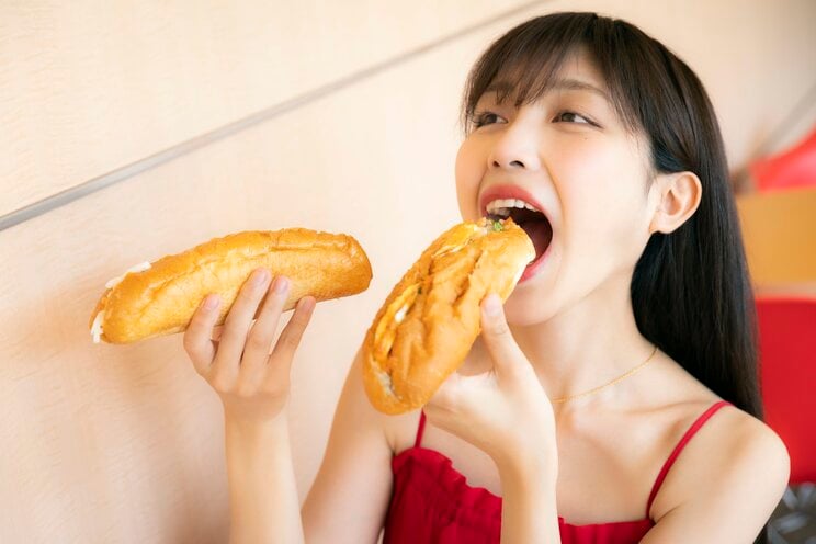 食いしん坊女子りっかちゃん　（撮影／矢島泰輔）