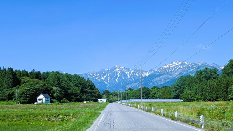 〈9月1日から交通ルール激変〉「知らずに60キロ」で“一発免停”も…生活道路の法定速度が「30キロ」に、対象道路の見分け方は？_20