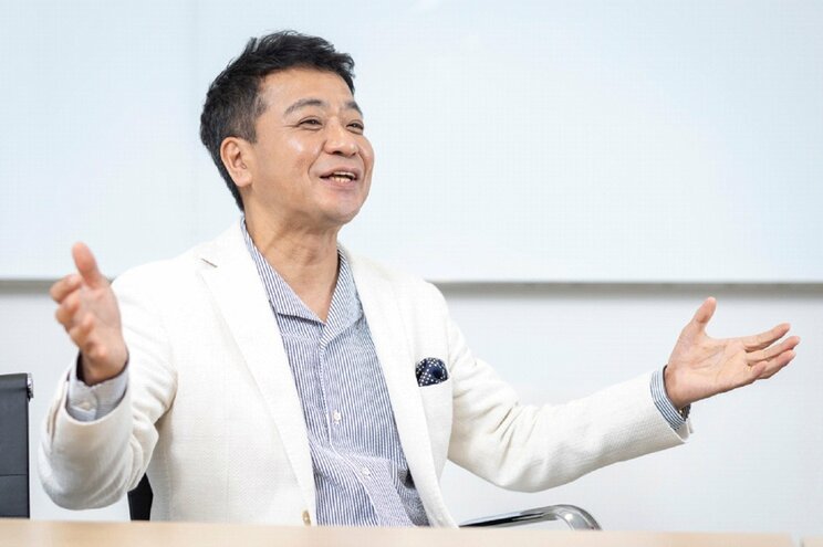 飯島愛さんとのエピソードを語る中山秀征　撮影／齋藤周造