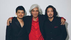 父親に心を開けなかった佐藤浩市が“息子たち”に語る家族のありがたみ。「そこにいるのが当たり前だと思って生きていられるのは、とても幸せなこと。その幸せに気づかないことも含めてね」〈池松壮亮、若葉竜也と共演〉