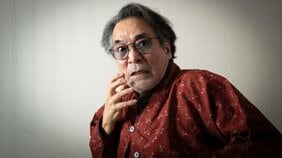 稲川淳二「怪談ナイト」30年。“元祖リアクション芸人”はなぜ怪談をはじめたのか?