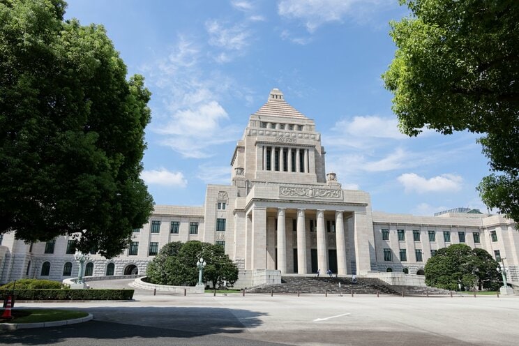 国会議事堂（PhotoACより）