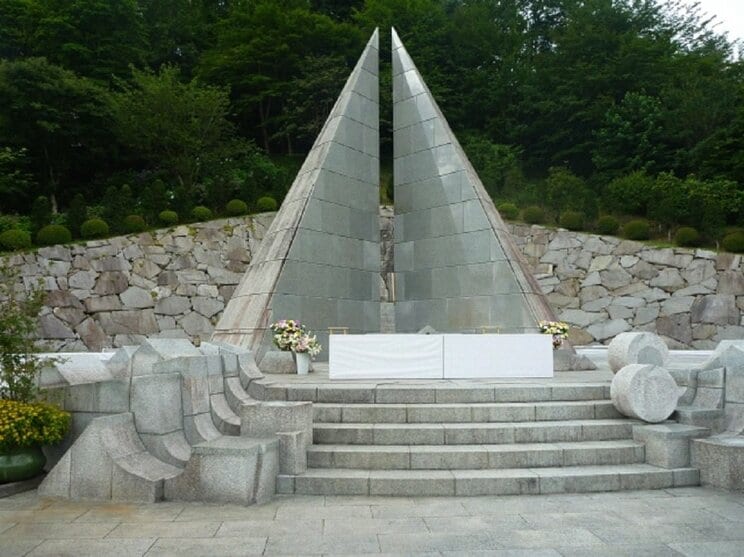 事故現場の「御巣鷹の尾根」（写真／PhotoAC）