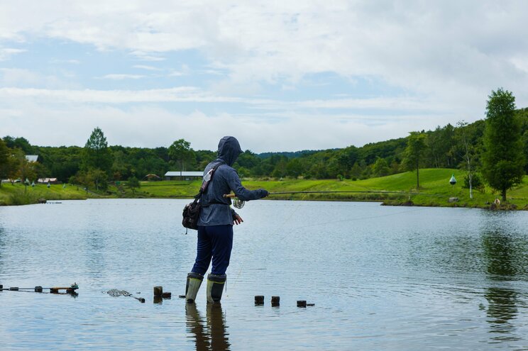 温泉に釣りにカフェにドッグランにショッピング…キャンプの先入観をくつがえすスノーピーク「SHIRAKAWA KOGEN Campfield」の楽しさ_04