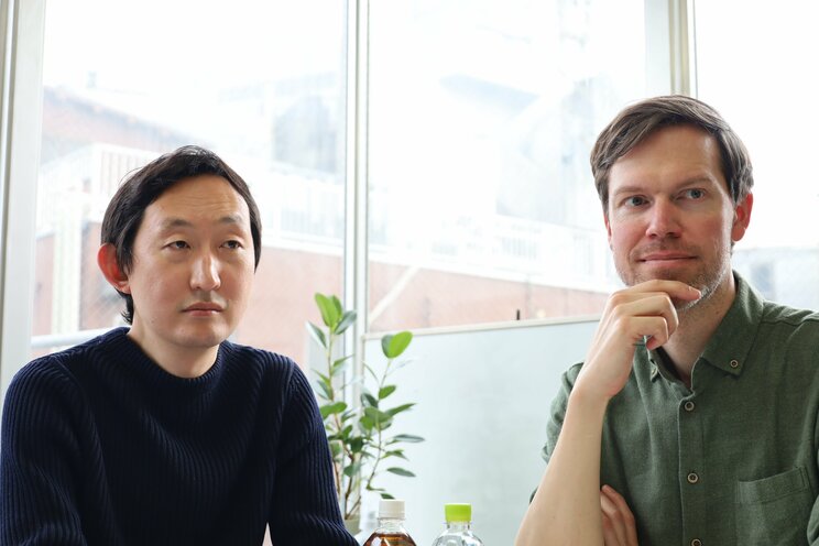 森あらた氏（左）とアンドレアス・ハートマン氏（撮影／集英社オンライン）