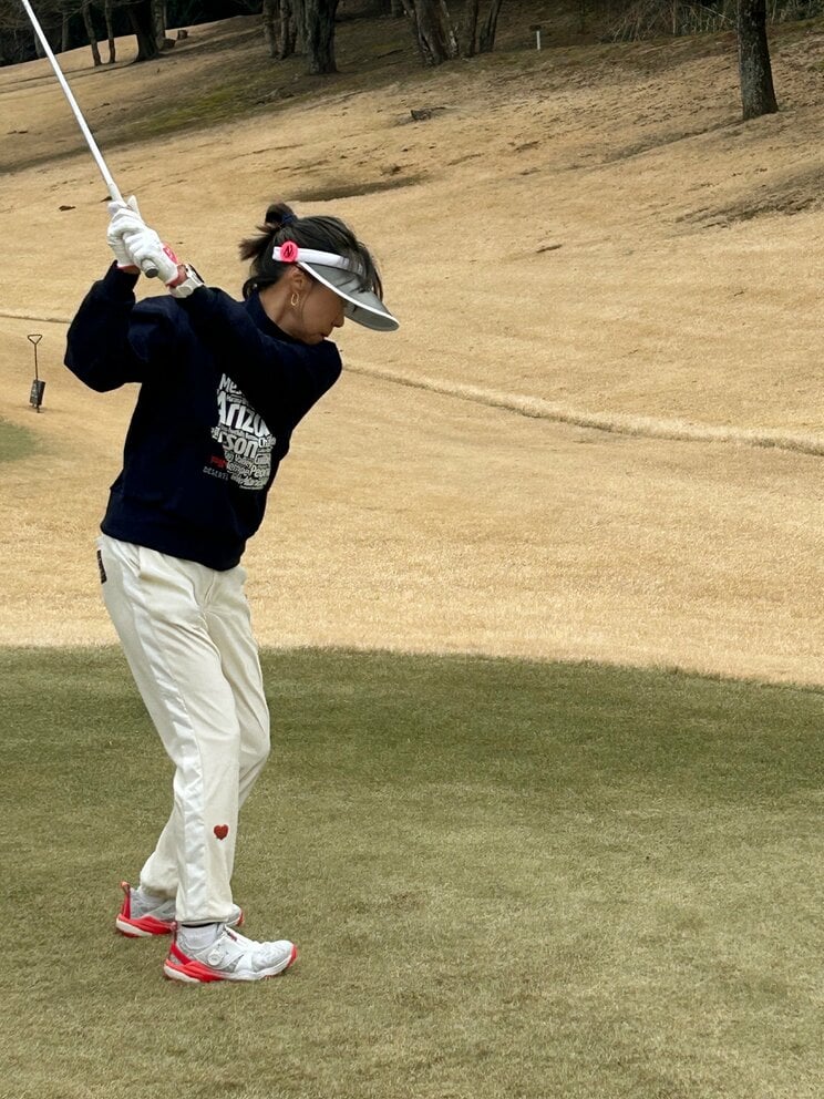 素振りした感じはいい意味で「振りやすい」