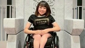 〈生後3か月の娘は10か所以上の切り傷…〉殺人容疑で逮捕された“車椅子インフルエンサー”の母(28)は恋に出会いに積極的「マッチングアプリもするし相席屋にも行く」