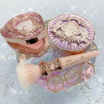あまりの可愛さに一目惚れ♡中華コスメブランドFlowerKnows(フラワー