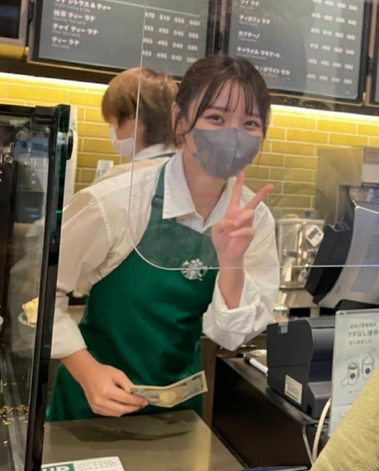 〈スタバ卒業投稿で炎上〉「少し怖くなった瞬間も…」ミス日本・安井南が明かす誹謗中傷の実態と人間の怖さ_16