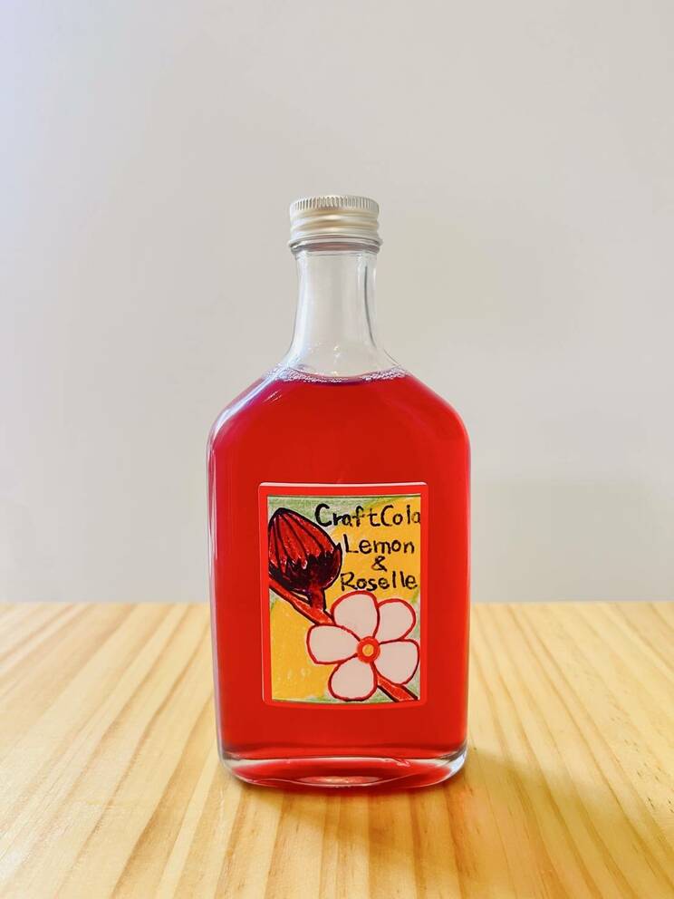 レモン＆ローゼルクラフトコーラ（写真提供／伊藤さん母）
