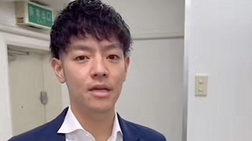 〈メン地下事務所社長ら逮捕〉チェキ会で横行する過激サービス「女性ファンの胸を触るなんて序の口」“色恋営業”で貢がせる非道な手口も「“ご褒美”のために高校中退して風俗へ落ちる子もいる」