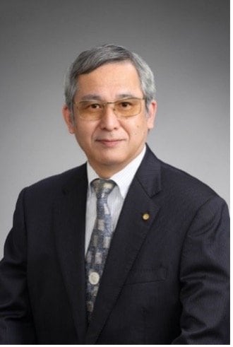 全日本吹奏楽連盟の石津谷治法理事長
