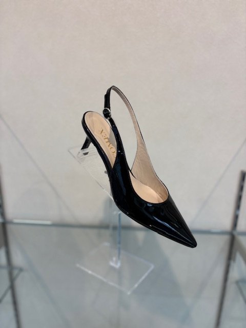 発売予定の5.5センチローヒール商品(写真/株式会社コメックス)