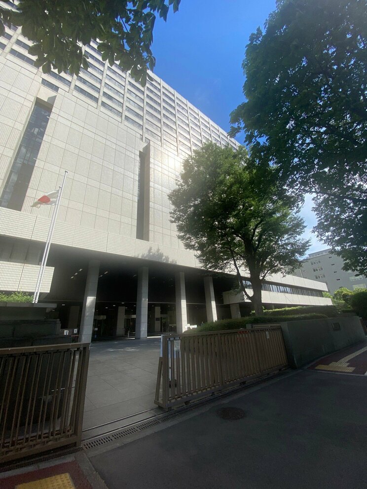 【覚せい剤で5回目の逮捕・懲役2年】「ヤリ部屋って言葉は俺が語源だ」とびきりの“ドラ息子”高橋祐也（43）はバツイチ、2児の父…逮捕前はキャバクラ行きを巡ってアイドルの元妻と大喧嘩も「よく金をせびられていました」_10