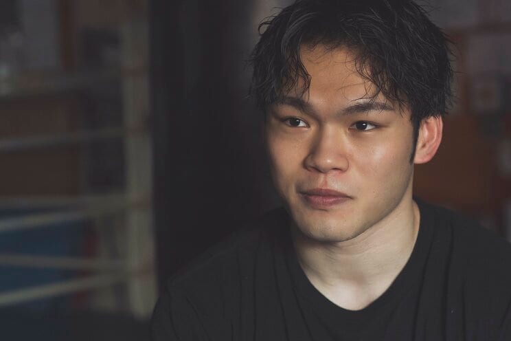 「目標はマイク・タイソン」ここまでオールKOで新人王、渡嘉敷勝男が惚れ込む21歳”怪物サウスポー”の正体_16