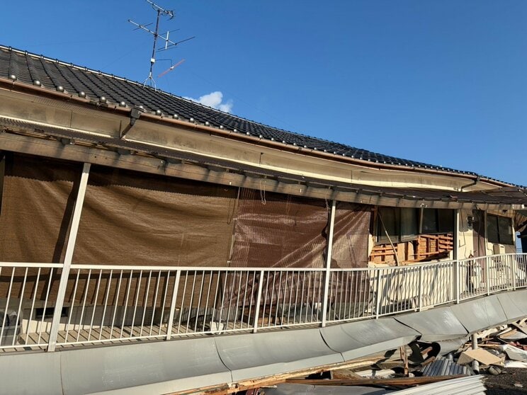 崩れた家屋（撮影／集英社オンライン）
