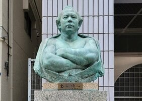 体格と脱臼に泣いた千代の富士はキャリアの壁にぶつかった時どう乗り越えたのか? 毎日1000回の腕立てと筋トレだけに止まらない大横綱の壁を破る力に学ぶこと