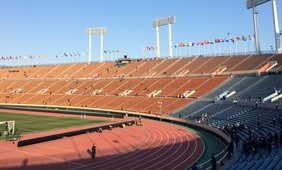 小田和正と吉田拓郎が一緒に歌い、大瀧詠一は“命をかけた”…1985年の国立競技場での初コンサートは夢の共演だらけだった
