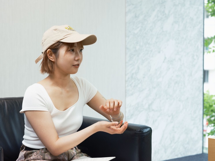 聞き手は戸田真琴氏。「Hanako Web」に掲載したレビューに入江監督が反応し、今回の取材が実現した