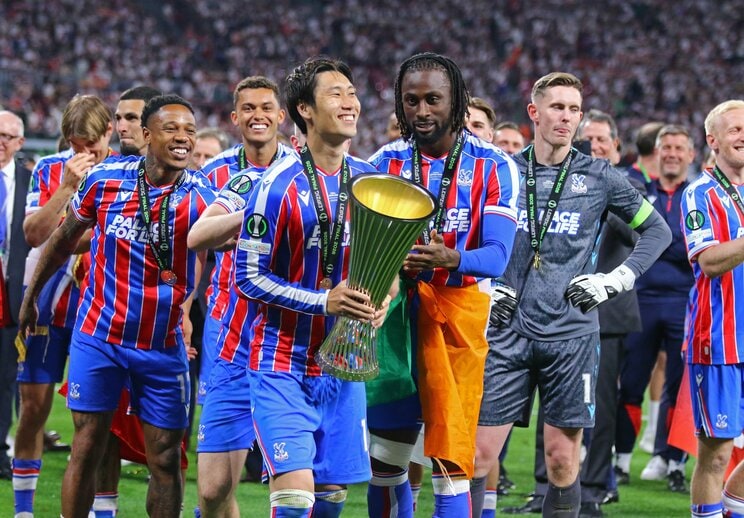 UEFAカンファレンスリーグ決勝に出場したことでアイスランド戦には招集されなかった鎌田大地　写真／Shutterstock