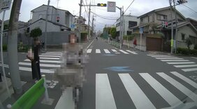 大炎上・逆走ママチャリに罰金・懲役の可能性はあるのか、弁護士が徹底解説「SNSで辛辣なコメントをして名誉毀損をした第三者に損害賠償請求ができる可能性も」