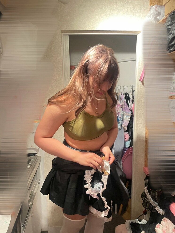〈体重90キロ→55キロに〉モデル級スタイルで話題の22歳元アイドル…生活苦から35キロ減の壮絶な舞台裏_19