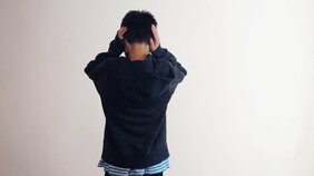 「なんでそれくらいの言葉で?」あまりにも激昂してしまう人が抱えている慢性的な敵意とは。自分に自信がない人ほど、否定的に物事を捉えてしまうカラクリ