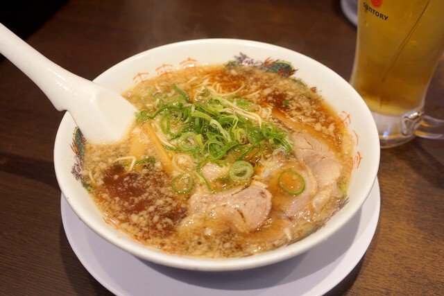 【来来亭】「こってりラーメン」を頼んだら「来来亭」の新たなる扉が開いてしまった：パリッコ『今週のハマりメシ』第３０回_b