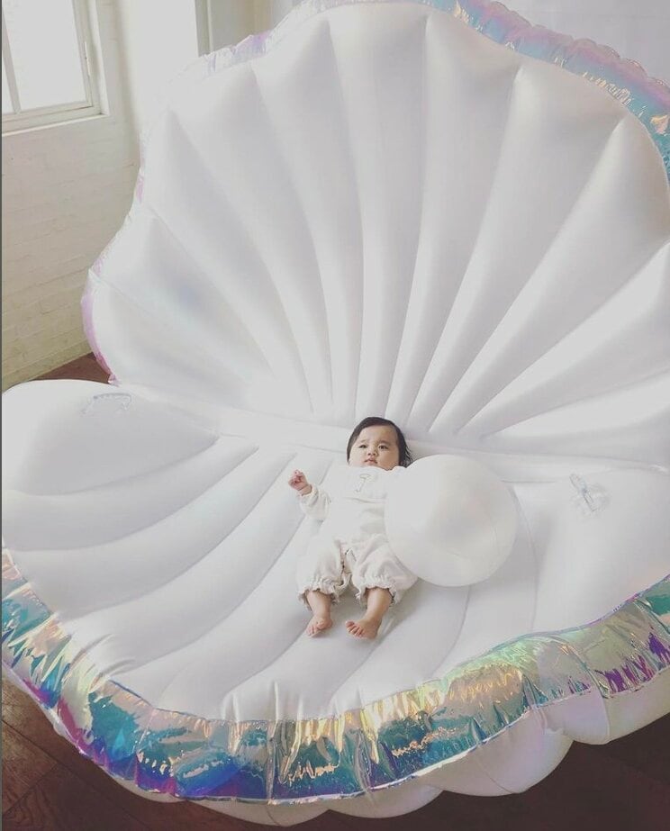 １期目に作った「貝の浮き輪」（本人Instagramより）