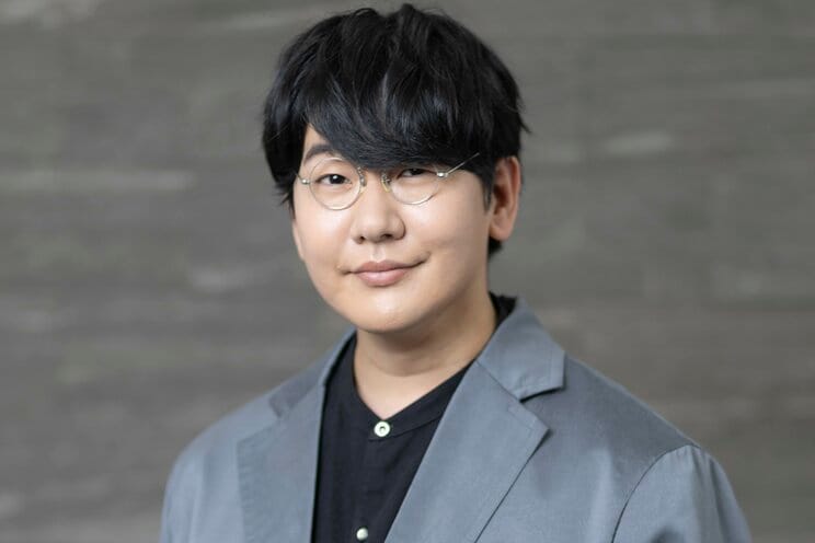 自身が演じる竈門炭治郎に想いを馳せる花江夏樹　撮影／齋藤周造