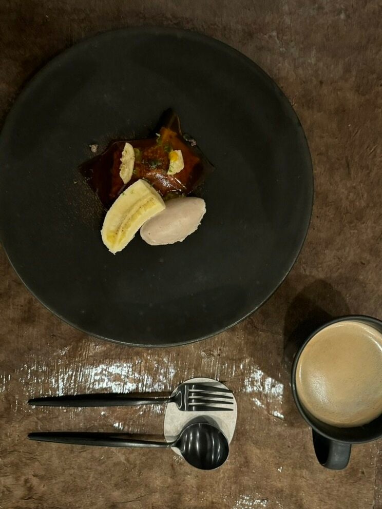 珈琲のパンナコッタと完熟バナナソルベ