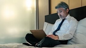〈中小企業の大倒産時代到来か〉東京都の最低賃金引き上げ幅が過去最高…コロナ支援で進んだ企業のゾンビ化ストップは吉か凶か