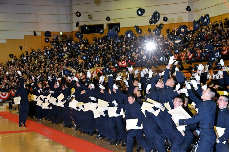 防衛大学校の卒業式　写真：UPI/アフロ