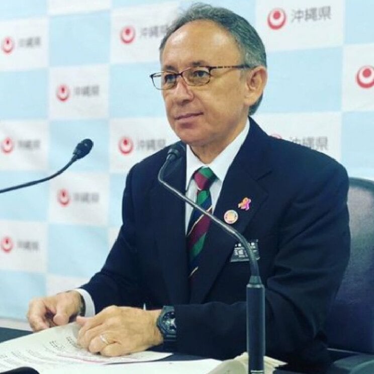 9月に行われる沖縄知事選への立候補を表明した玉城デニー知事（玉城氏公式HPより）