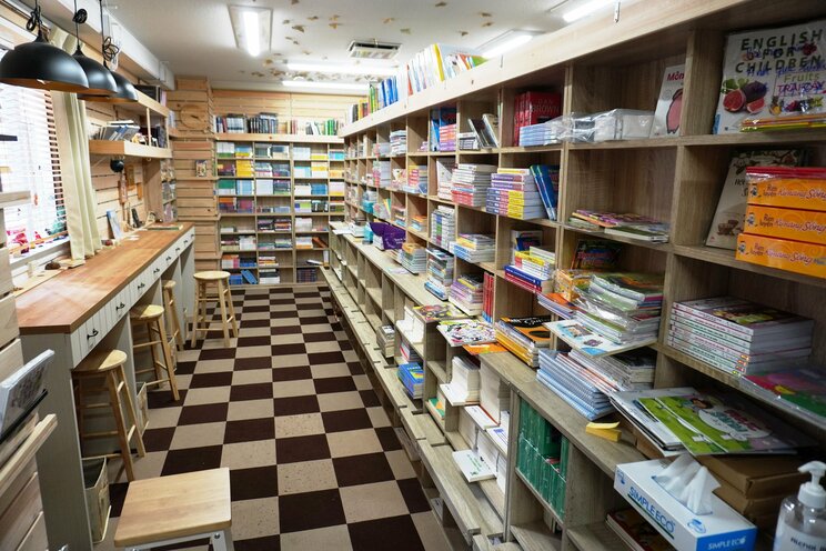 埼玉にある謎の「ベトナム語書店」が人気なワケ_a